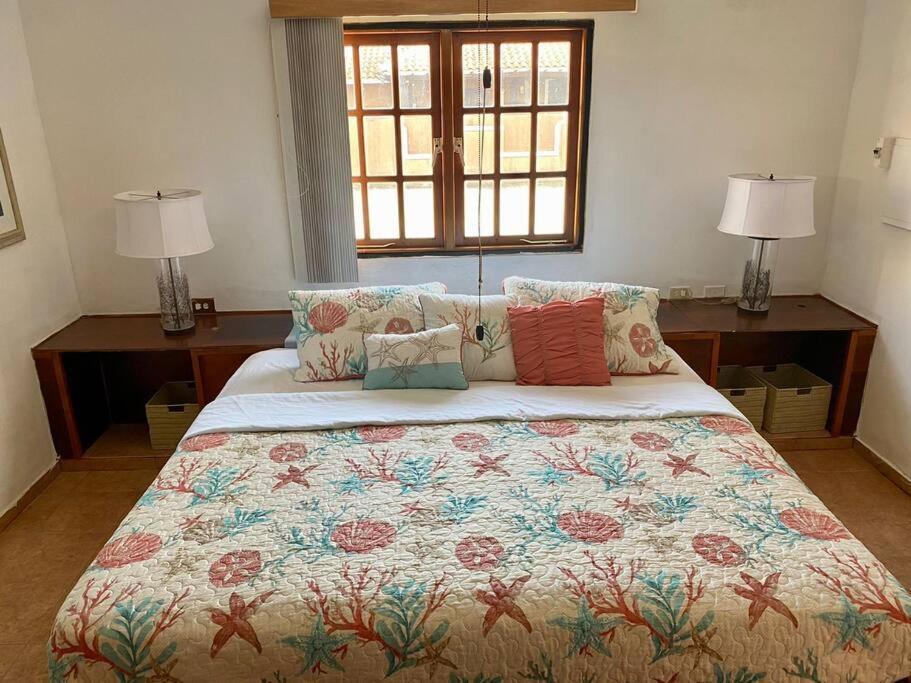 3-Bedroom Villa With A Jacuzzi Noord Esterno foto