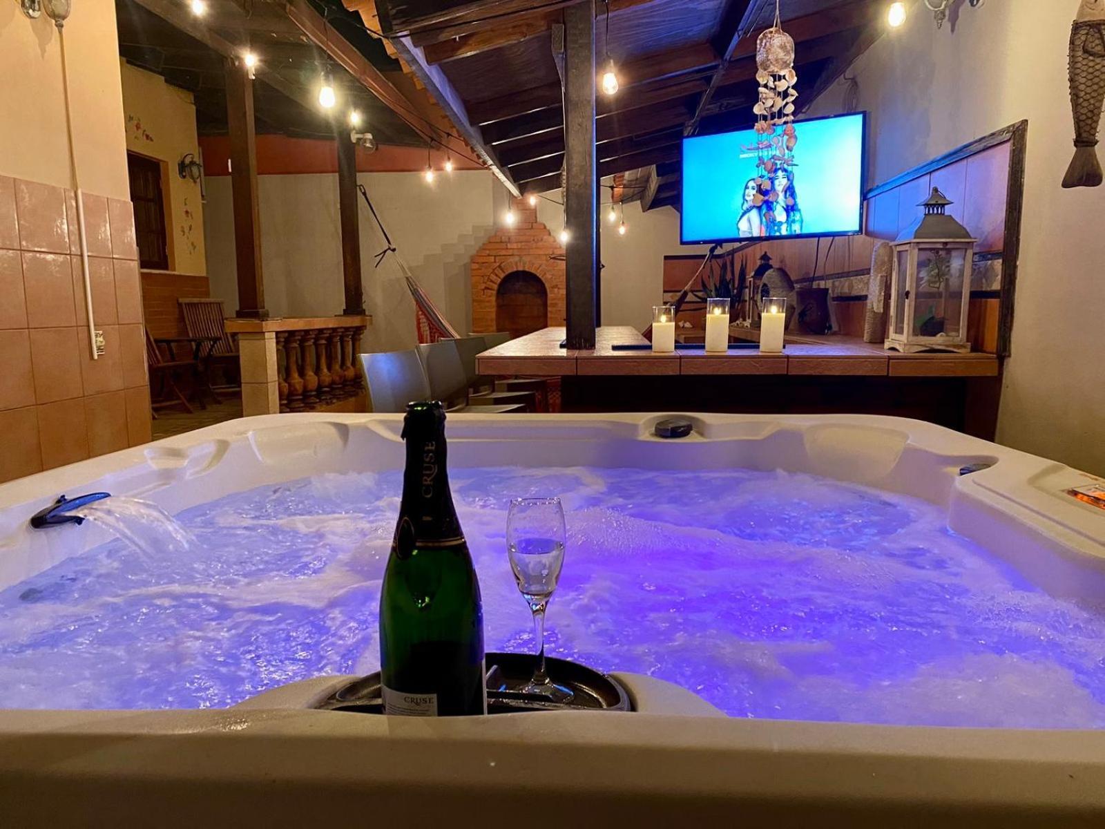 3-Bedroom Villa With A Jacuzzi Noord Esterno foto